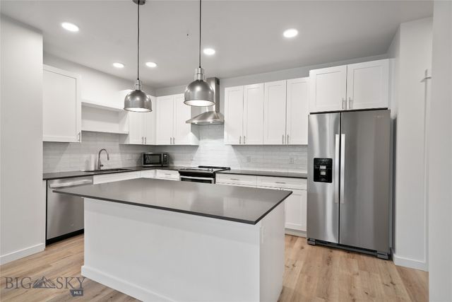 2221C Willow Drive 130, Livingston, MT 59047