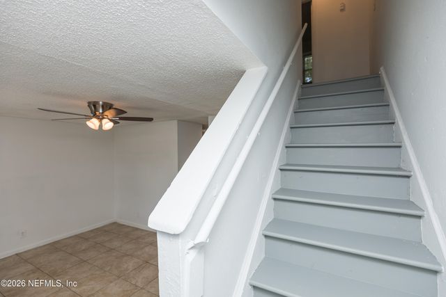 7235 KEN KNIGHT Drive, Jacksonville, FL 32209