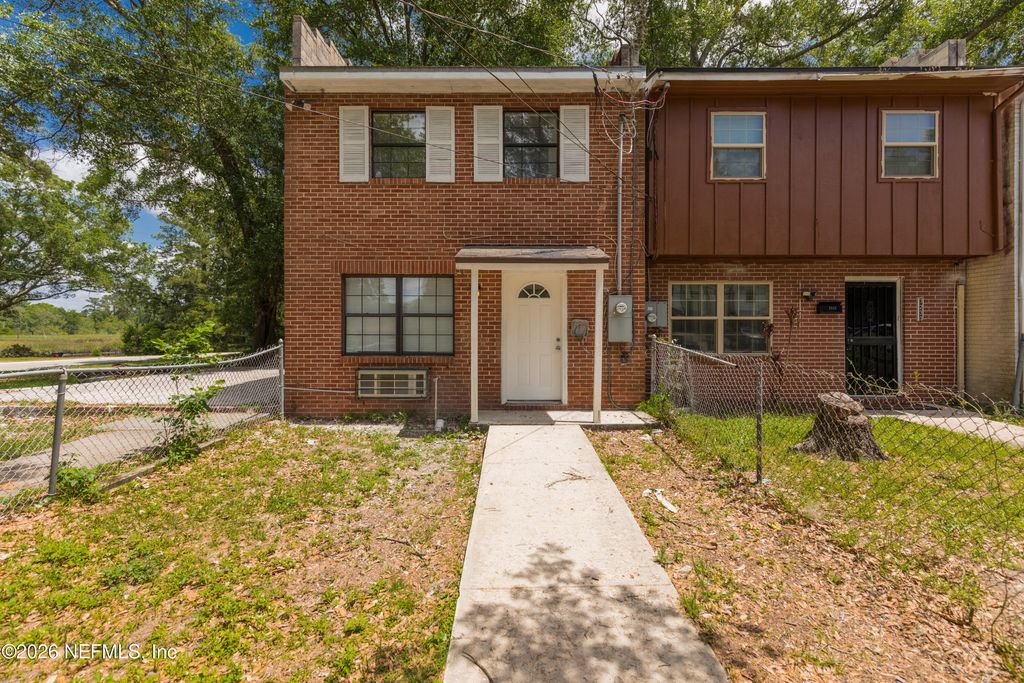 7235 KEN KNIGHT Drive, Jacksonville, FL 32209