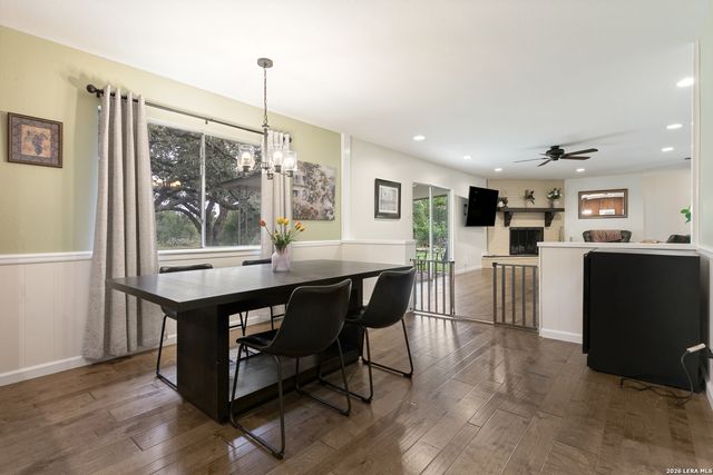 3881 MENGER DR, San Antonio, TX 78259