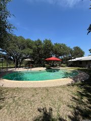 3881 MENGER DR, San Antonio, TX 78259