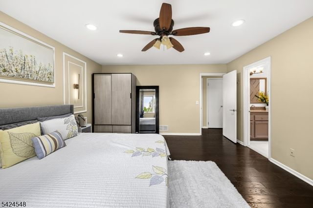 45 Ditmars Cir, Hillsborough Twp., NJ 08844