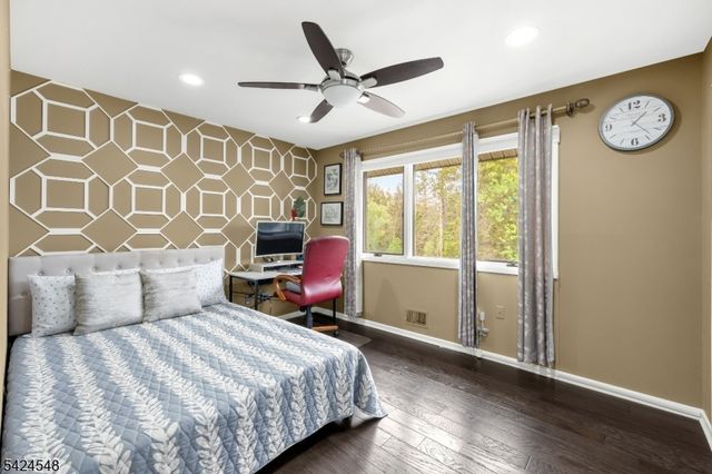 45 Ditmars Cir, Hillsborough Twp., NJ 08844