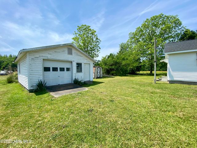 836 Nc 118, Grifton, NC 28530