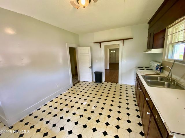 836 Nc 118, Grifton, NC 28530