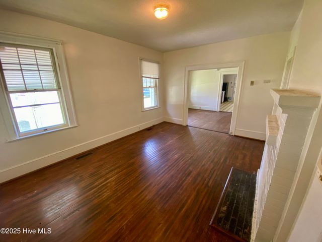 836 Nc 118, Grifton, NC 28530