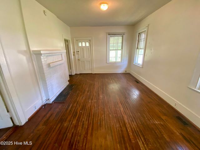836 Nc 118, Grifton, NC 28530