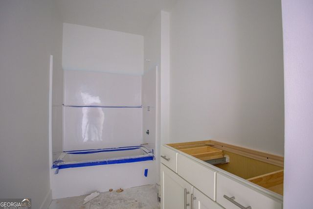 108 Woodcrest Drive, Jackson, GA 30233