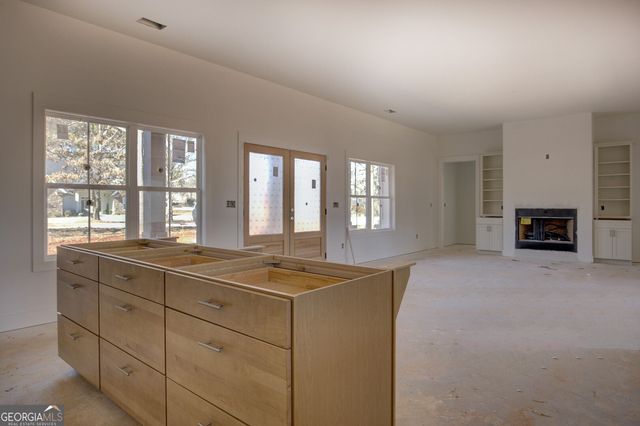 108 Woodcrest Drive, Jackson, GA 30233