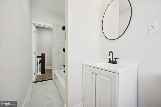 75 E HIGH ST, Philadelphia, PA 19144