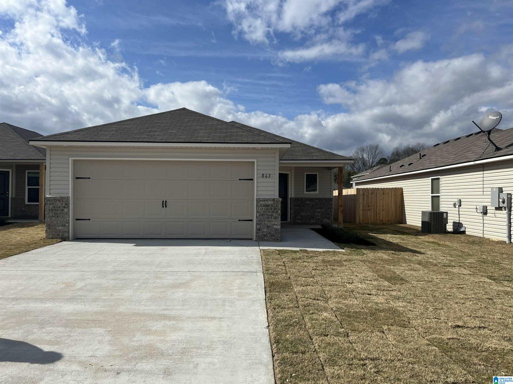 863 LORA LANE, Odenville, AL 35120