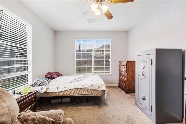 16202 Mountain Timber Court, Friendswood, TX 77546