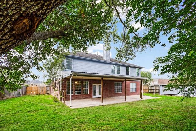 16202 Mountain Timber Court, Friendswood, TX 77546