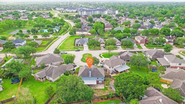 16202 Mountain Timber Court, Friendswood, TX 77546