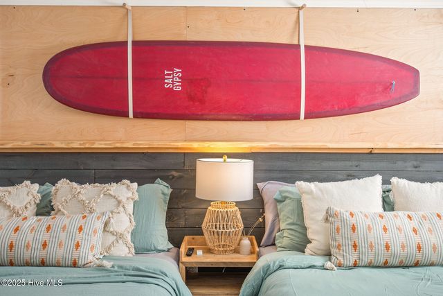 135 N Third Avenue N, Kure Beach, NC 28449