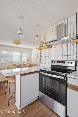 135 N Third Avenue N, Kure Beach, NC 28449