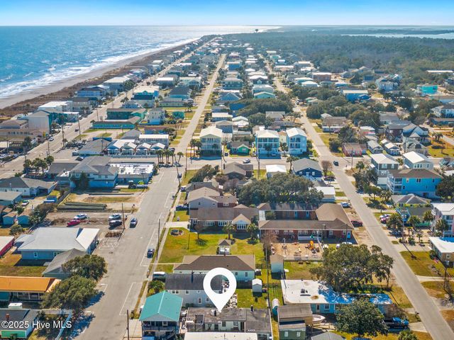 135 N Third Avenue N, Kure Beach, NC 28449