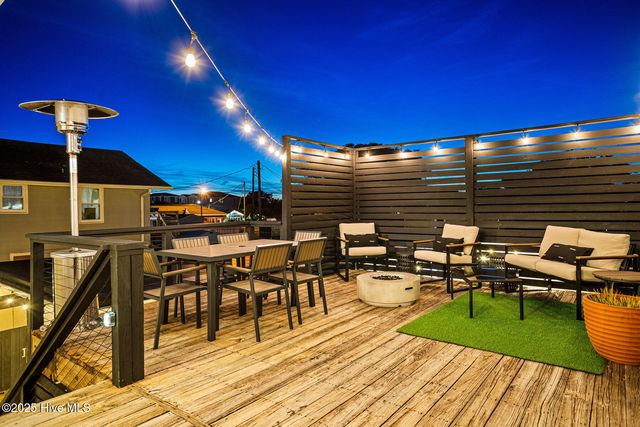 135 N Third Avenue N, Kure Beach, NC 28449