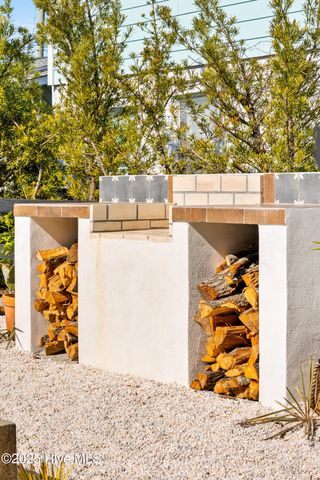 135 N Third Avenue N, Kure Beach, NC 28449