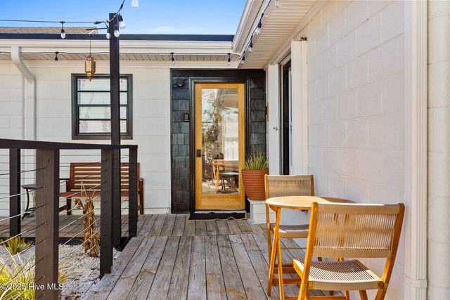 135 N Third Avenue N, Kure Beach, NC 28449