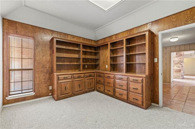 1811 Lion Lake S Drive, Progreso Lakes, TX 78596