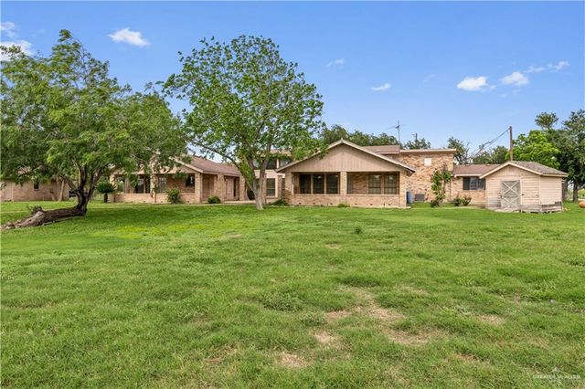 1811 Lion Lake S Drive, Progreso Lakes, TX 78596