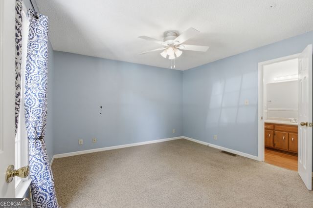 677 Cawthon Road, Toccoa, GA 30577
