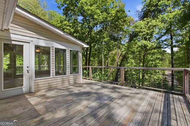 677 Cawthon Road, Toccoa, GA 30577
