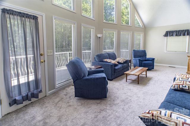 101 Friar Tuck Lane, Maggie Valley, NC 28751