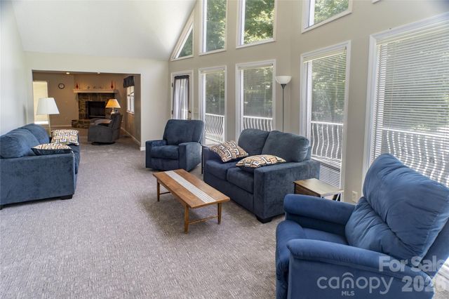 101 Friar Tuck Lane, Maggie Valley, NC 28751