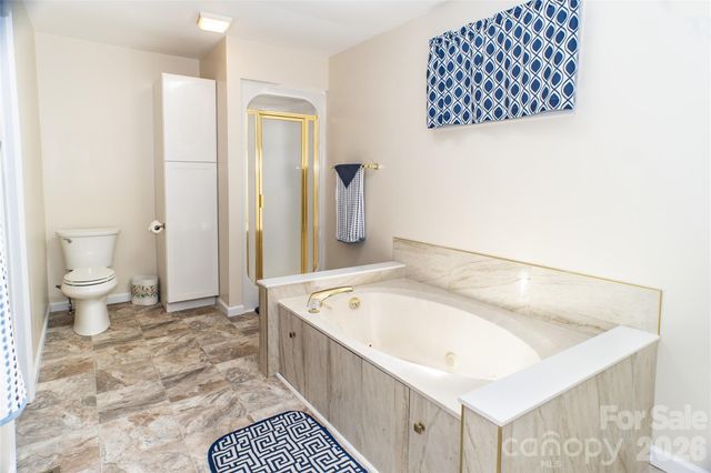 101 Friar Tuck Lane, Maggie Valley, NC 28751