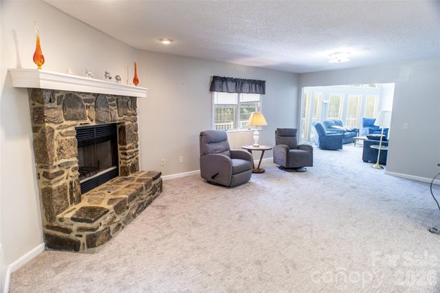 101 Friar Tuck Lane, Maggie Valley, NC 28751
