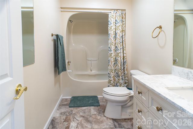 101 Friar Tuck Lane, Maggie Valley, NC 28751