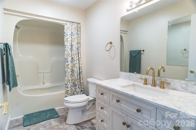 101 Friar Tuck Lane, Maggie Valley, NC 28751