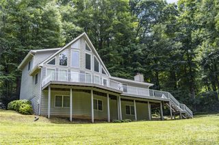 101 Friar Tuck Lane, Maggie Valley, NC 28751