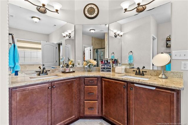 176 Wexford Street, Raeford, NC 28376