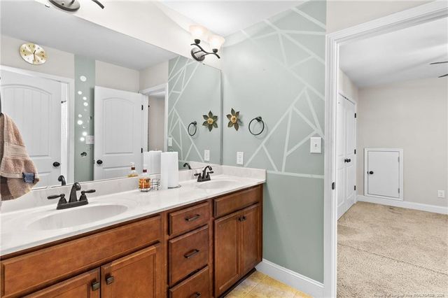 176 Wexford Street, Raeford, NC 28376