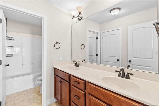 176 Wexford Street, Raeford, NC 28376