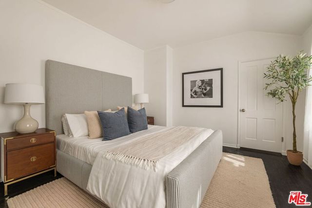 144 S Spalding Drive, Beverly Hills, CA 90212