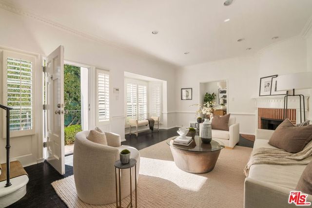 144 S Spalding Drive, Beverly Hills, CA 90212