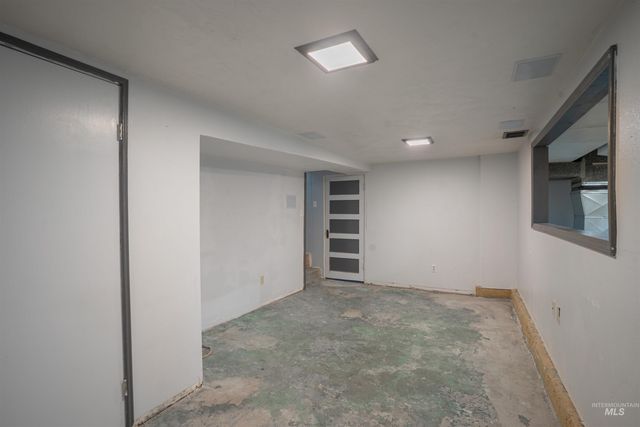 1206 9th Ave East, Twin Falls, ID 83301