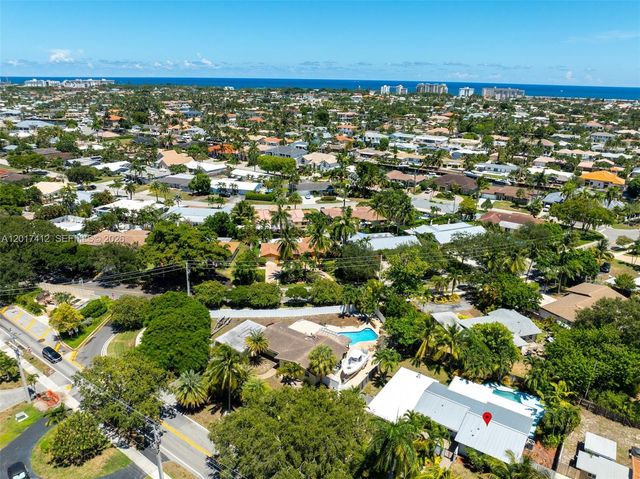 4010 NE 22nd Ave, Lighthouse Point, FL 33064