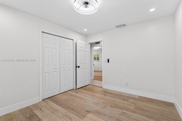 4010 NE 22nd Ave, Lighthouse Point, FL 33064