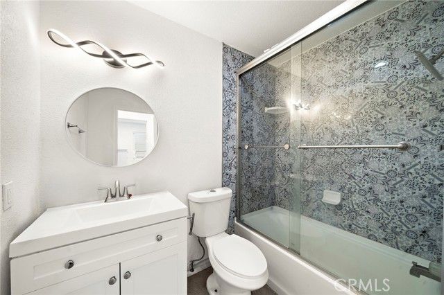 590 Traverse Drive, Costa Mesa, CA 92626