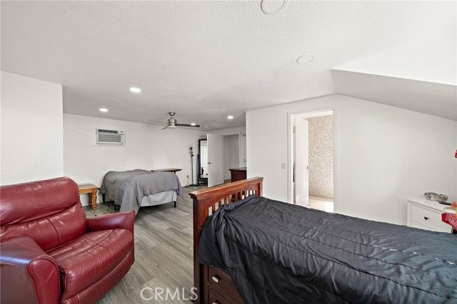 590 Traverse Drive, Costa Mesa, CA 92626