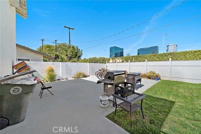 590 Traverse Drive, Costa Mesa, CA 92626