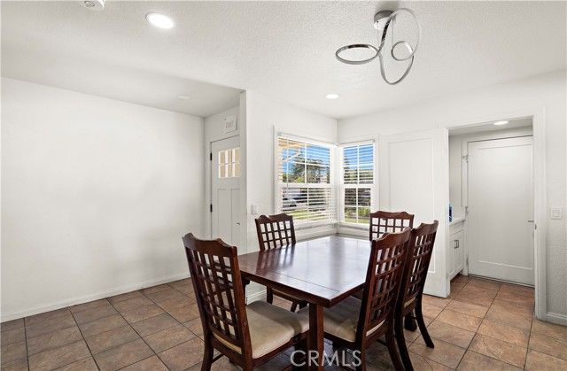 590 Traverse Drive, Costa Mesa, CA 92626