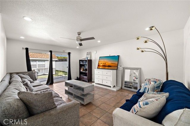 590 Traverse Drive, Costa Mesa, CA 92626