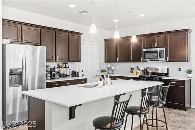 3046 Scenic Rhyme Avenue, Henderson, NV 89044