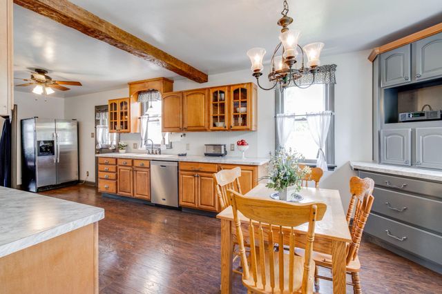 1571 HILLCREST AVE, Lancaster, PA 17601